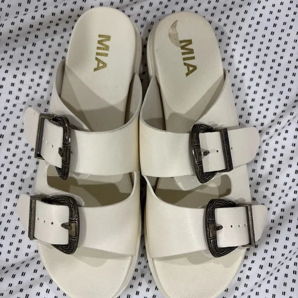 MIA Women's Cream Sandals western size 8 - Picture 3 of 3